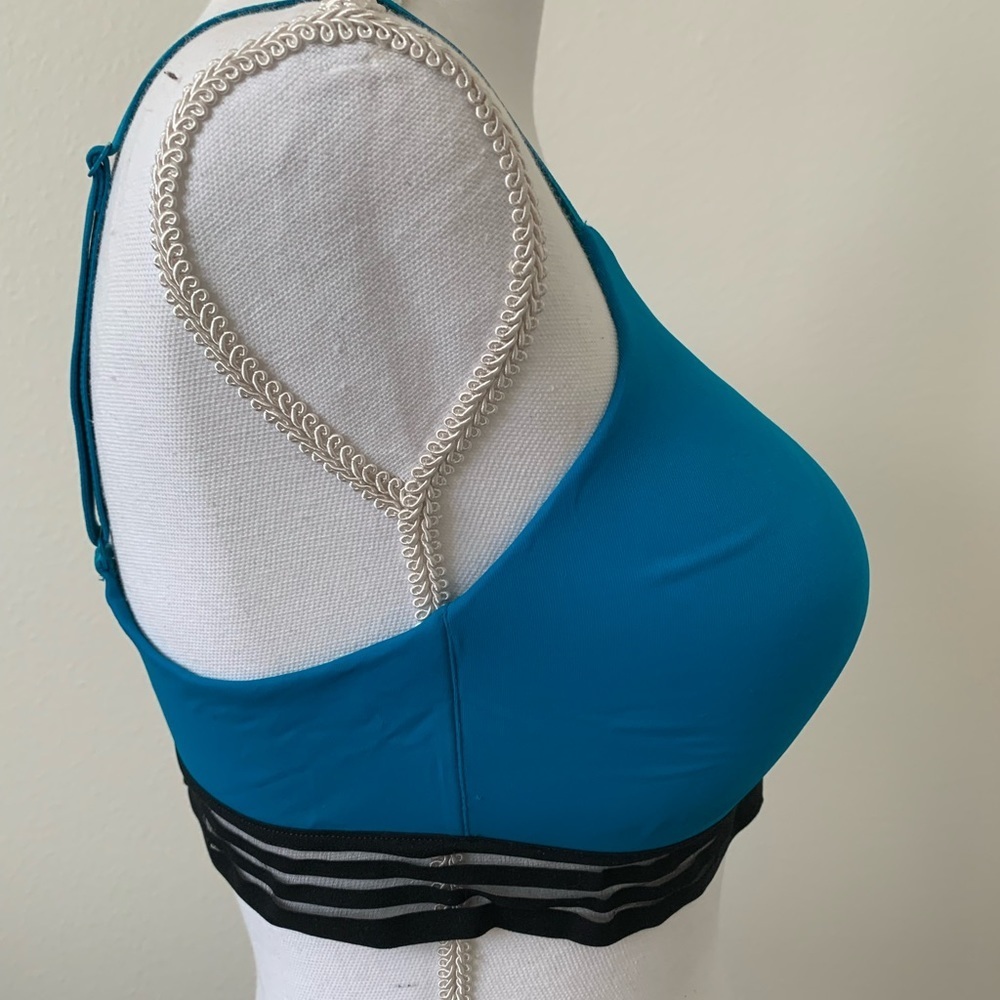 Bra - Picture 2 of 6